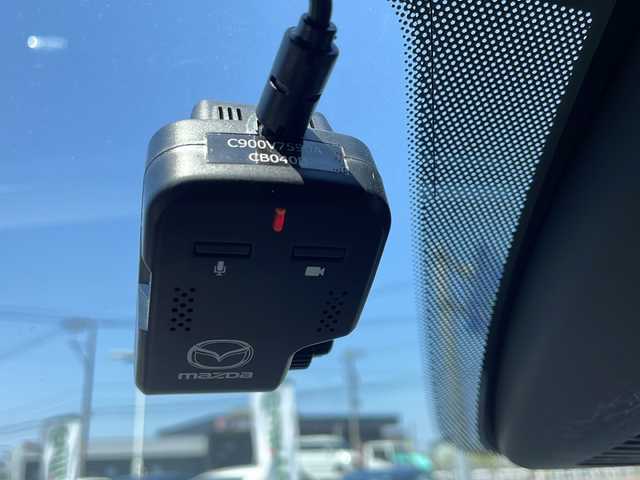 マツダ ＣＸ－８ XD Lパッケージ 新潟県 2017(平29)年 6.7万km マシーングレープレミアムM ワンオーナー/純正SDナビ/(AM/FM/BT/DVD/ワンセグTV)/後席モニター/BOSEスピーカー/全方位カメラ/純正ドラレコ/シートヒーター/純正アルミホイール(19インチ)/電格ミラー/クルーズコントロール(追従走行有)/ABS/横滑り防止装置/コーナーセンサー(前後)/盗難防止装置/衝突被害軽減システム