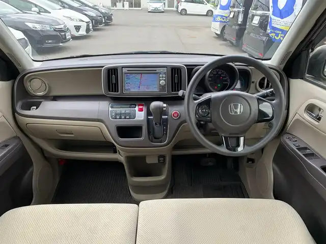 ホンダ Ｎ ＯＮＥ G Lパッケージ 福井県 2012(平24)年 8.9万km プレミアムディープモカパール (株)IDOMが運営する【じしゃロン福井店】の自社ローン専用車両になりますこちらは現金またはオートローンご利用時の価格です。自社ローンご希望の方は別途その旨お申付け下さい/純正ナビ/ワンセグ/USB接続/社外アルミ/スマートキー/純正フロアマット