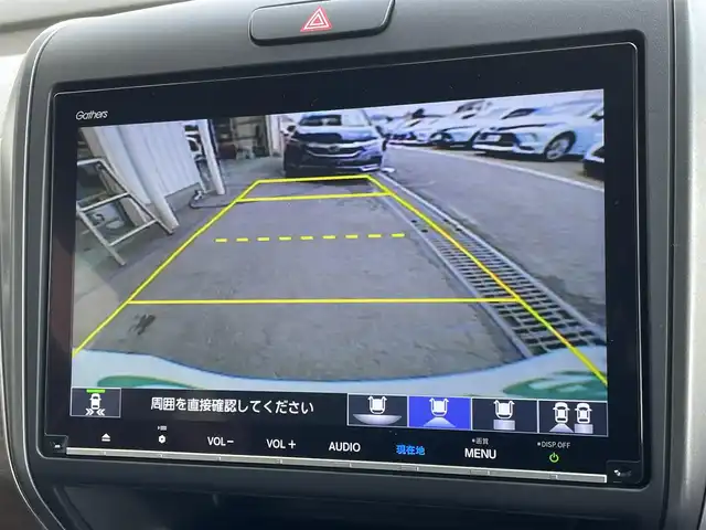 ホンダ フリード G 東京都 2022(令4)年 2万km プラチナホワイトパール 純正ナビ/バックモニター/衝突軽減ブレーキ/路外逸脱抑制機能/車線維持支援/アダプティブクルーズコントロール/シートヒーター/両側パワースライドドア/ＥＴＣ/ステアリングスイッチ/スマートキー