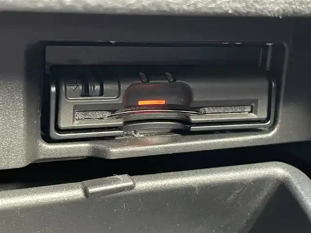 日産 セレナ 千葉県 2016(平28)年 7.2万km マルーンレッド 2トーン プロパイロット/・ACC機能/・車線維持支援/純正９インチナビ/・メーカーOP/・フルセグ/・ミュージックサーバー（SD）/ビルトインＥＴＣ/追従式クルーズコントロール/前後コーナーセンサー/両側パワースライドドア/純正アルミホイール（スタッドレス）/ＬＥＤヘッドライト