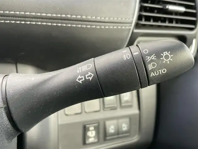 日産 セレナ 千葉県 2016(平28)年 7.2万km マルーンレッド 2トーン プロパイロット/・ACC機能/・車線維持支援/純正９インチナビ/・メーカーOP/・フルセグ/・ミュージックサーバー（SD）/ビルトインＥＴＣ/追従式クルーズコントロール/前後コーナーセンサー/両側パワースライドドア/純正アルミホイール（スタッドレス）/ＬＥＤヘッドライト