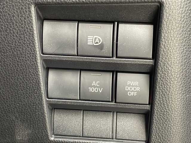 トヨタ ヴォクシー ハイブリッド S－Z 大阪府 2022(令4)年 1.4万km グリッターブラックガラスフレーク 純正10.5incディスプレイオーディオナビ/【フルセグTV/Bluetooth/HDMI/FM/AM/USB】/快適利便パッケージ(High)/・両側ハンズフリーパワースライドドア/・パワーバックドア/・前後シートヒーター/・ステアリングヒーター/・後席オットマン/・nanoe/3眼LEDヘッドライト/ブラインドスポットモニター/AC100Vコンセント/トヨタセーフティセンス/・レーダークルーズコントロール/・プリクラッシュセーフティー/・パーキングサポートブレーキ/・レーンディパーチャーアラート/・オートマチックハイビーム/・ロードサインアシスト/・ドライバー異常対応システム/オートホールド/前後コーナーセンサー/半革シート/後席サンシェード/ISOFIX