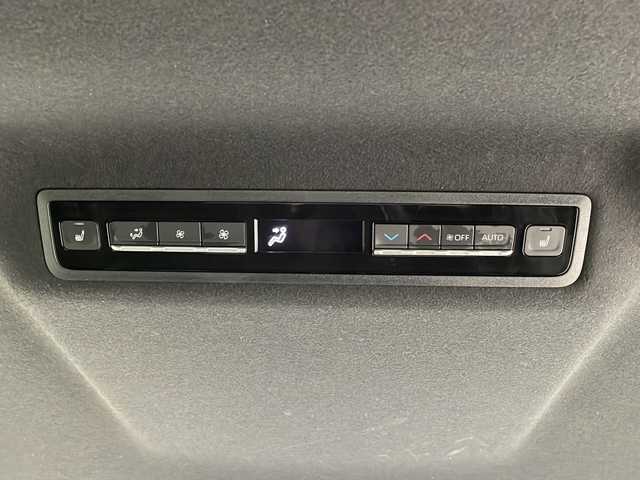 トヨタ ヴォクシー ハイブリッド S－Z 大阪府 2022(令4)年 1.4万km グリッターブラックガラスフレーク 純正10.5incディスプレイオーディオナビ/【フルセグTV/Bluetooth/HDMI/FM/AM/USB】/快適利便パッケージ(High)/・両側ハンズフリーパワースライドドア/・パワーバックドア/・前後シートヒーター/・ステアリングヒーター/・後席オットマン/・nanoe/3眼LEDヘッドライト/ブラインドスポットモニター/AC100Vコンセント/トヨタセーフティセンス/・レーダークルーズコントロール/・プリクラッシュセーフティー/・パーキングサポートブレーキ/・レーンディパーチャーアラート/・オートマチックハイビーム/・ロードサインアシスト/・ドライバー異常対応システム/オートホールド/前後コーナーセンサー/半革シート/後席サンシェード/ISOFIX