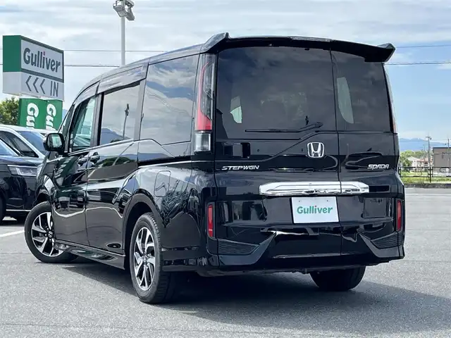 ホンダ ステップワゴン スパーダ ホンダセンシング 奈良県 2020(令2)年 4.8万km プレミアムスパークルブラックパール 純正9インチメモリーナビ/フルセグ/バックカメラ/純正後席用フリップダウンモニター/両側パワースライドドア/LEDヘッドライト/HONDA SENSING/・アダプティブクルーズコントロール/・衝突軽減ブレーキ/・車線維持支援システム/・誤発進抑制機能/・先行車発進お知らせ機能/・オートハイビーム/・標識認識機能/わくわくゲート/プッシュスタート/スマートキー×2/ETC/禁煙車