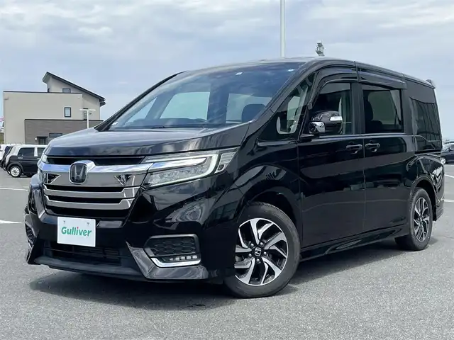 ホンダ ステップワゴン スパーダ ホンダセンシング 奈良県 2020(令2)年 4.8万km プレミアムスパークルブラックパール 純正9インチメモリーナビ/フルセグ/バックカメラ/純正後席用フリップダウンモニター/両側パワースライドドア/LEDヘッドライト/HONDA SENSING/・アダプティブクルーズコントロール/・衝突軽減ブレーキ/・車線維持支援システム/・誤発進抑制機能/・先行車発進お知らせ機能/・オートハイビーム/・標識認識機能/わくわくゲート/プッシュスタート/スマートキー×2/ETC/禁煙車