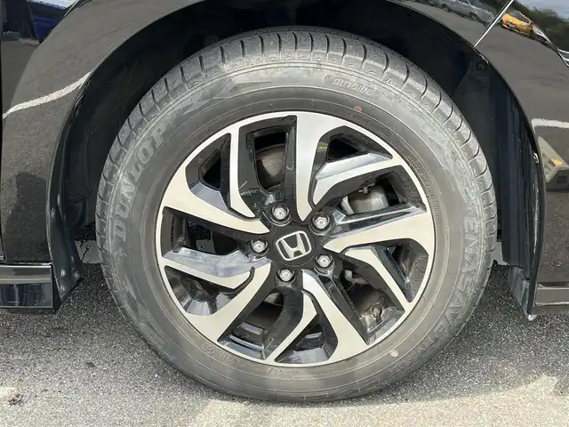 ホンダ ステップワゴン スパーダ ホンダセンシング 奈良県 2020(令2)年 4.8万km プレミアムスパークルブラックパール 純正9インチメモリーナビ/フルセグ/バックカメラ/純正後席用フリップダウンモニター/両側パワースライドドア/LEDヘッドライト/HONDA SENSING/・アダプティブクルーズコントロール/・衝突軽減ブレーキ/・車線維持支援システム/・誤発進抑制機能/・先行車発進お知らせ機能/・オートハイビーム/・標識認識機能/わくわくゲート/プッシュスタート/スマートキー×2/ETC/禁煙車