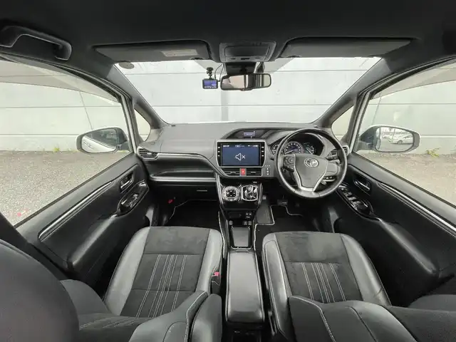 トヨタ エスクァイア ハイブリッド Gi プレミアムパッケージ 千葉県 2020(令2)年 4.3万km ホワイトパールクリスタルシャイン モデリスタエアロ/衝突軽減ブレーキ/両側パワースライドドア/純正１０インチＳＤナビ/プリップダウンモニター/フルセグＴＶ/バックカメラ/ハーフレザーシート/シートヒーター/ＬＥＤヘッドライト