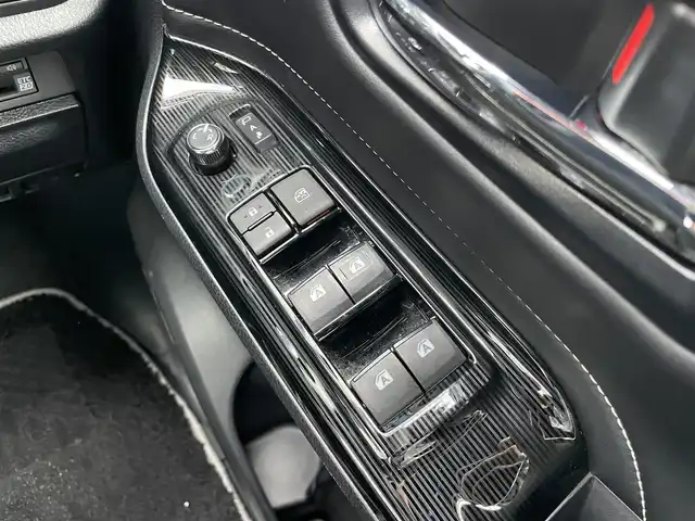 トヨタ エスクァイア ハイブリッド Gi プレミアムパッケージ 千葉県 2020(令2)年 4.3万km ホワイトパールクリスタルシャイン モデリスタエアロ/衝突軽減ブレーキ/両側パワースライドドア/純正１０インチＳＤナビ/プリップダウンモニター/フルセグＴＶ/バックカメラ/ハーフレザーシート/シートヒーター/ＬＥＤヘッドライト