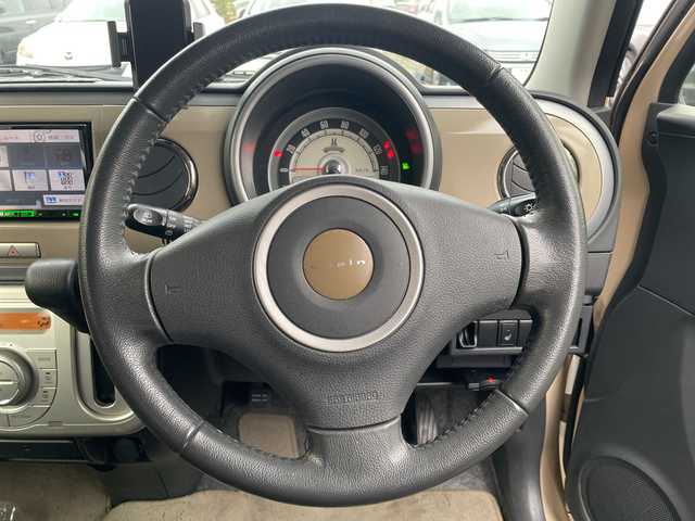 スズキ ラパン 10thアニバーサリーリミテッド 滋賀県 2012(平24)年 8.2万km ミルクティーベージュメタリック 純正SDナビ /Bluetooth接続/USB/CD/DVD/ヒートシーター /ドライブレコーダー /ETC　/純正フロアマット　/ABS　/オートライト　/LEDヘッド　/Wエアバッグ　/ドアバイザー　