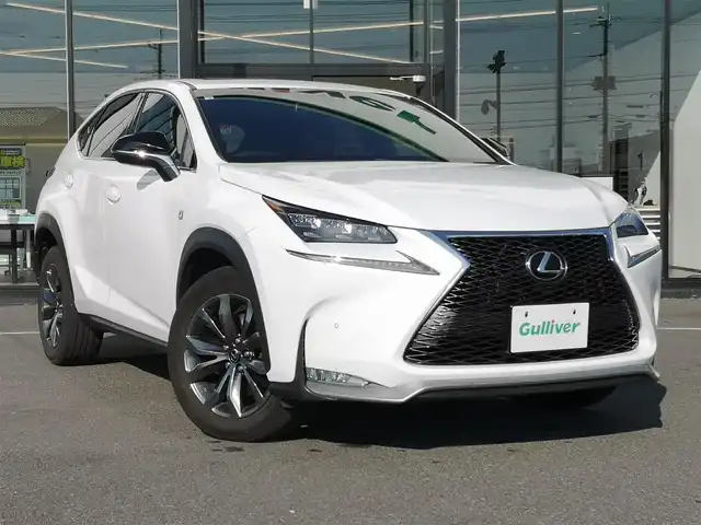 レクサス ＮＸ 200t Fスポーツ 茨城県 2016(平28)年 5.4万km ホワイトノーヴァガラスフレーク 純正ナビ/【AM・FM・DISC・SD・USB・BT・TV・AUX・VTR】/サンルーフ/パワーシート/シートメモリ/シートヒーター/エアシート/ステアリングヒーター/電動リアゲート/パドルシフト/レーダークルコン/ETC2.0/Bカメラ/左サイドカメラ/前後ドラレコ/前後コーナーセンサー/アイドリングストップ