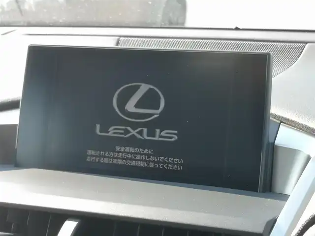 レクサス ＮＸ 200t Fスポーツ 茨城県 2016(平28)年 5.4万km ホワイトノーヴァガラスフレーク 純正ナビ/【AM・FM・DISC・SD・USB・BT・TV・AUX・VTR】/サンルーフ/パワーシート/シートメモリ/シートヒーター/エアシート/ステアリングヒーター/電動リアゲート/パドルシフト/レーダークルコン/ETC2.0/Bカメラ/左サイドカメラ/前後ドラレコ/前後コーナーセンサー/アイドリングストップ