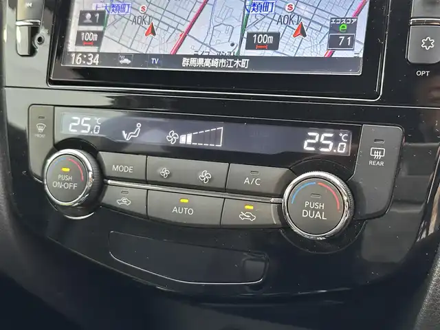 日産 エクストレイル 20X 群馬県 2014(平26)年 2.8万km グレー ナビゲーション　/フルセグテレビ　/ＣＤ＆ＤＶＤ　/バックカメラ　/シートヒーター　/アイドリングストップ　/横滑り防止装置　/保証書　/取扱説明書　/整備手帳　/スマートキーX2個