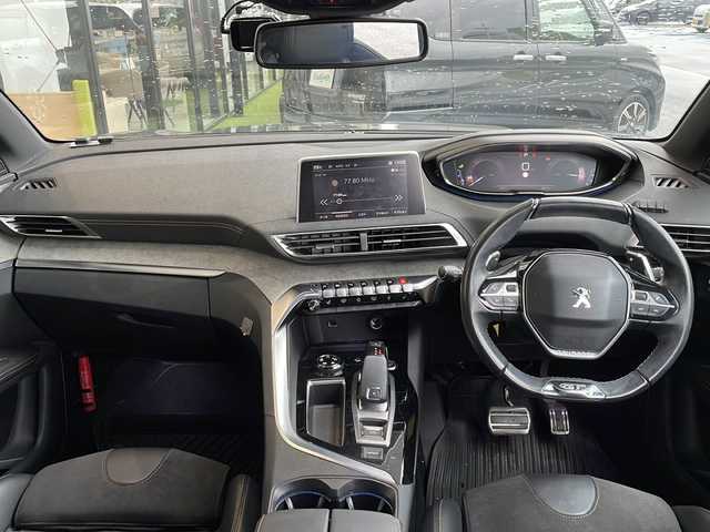プジョー ３００８ GT ブルー HDi 愛知県 2018(平30)年 4.4万km Ｄグリーン 純正ディスプレイオーディオ（ナビあり）/全方位カメラ/レーダークルーズコントロール/シートヒーター/バックカメラ/パワーシート/コーナーセンサー/純正アルミホイール/ハーフレザーシート/ブラインドスポットモニター/LEDヘッドライト/パドルシフト/オートライト/ドライブレコーダー/ETC/ステアリングスイッチ/スマートキー/プッシュスタート