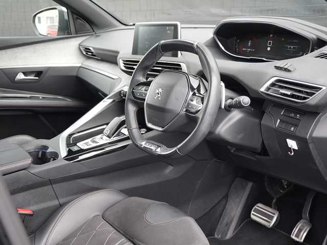プジョー ３００８ GT ブルー HDi 静岡県 2018(平30)年 4.4万km Ｄグリーン アクティブセーフティ軽減ブレーキ/ACCレーンキープ BSM/パノラマサンルーフ/ファーストクラスパッケージ/純正OPナビフルセグTV Bluetooth/パノラマビューカメラ/ハーフレザーシート シートヒーター /運転席メモリーパワーシート　マッサージ機能/パヒュームデュヒューザー/アンビエントライト /パワーバックドア /ワイヤレス充電/DSRCETC