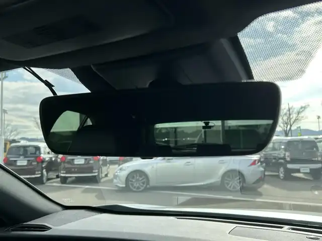 レクサス ＵＸ 和歌山県 2023(令5)年 0.4万km シルバー 三眼LEDヘッドライト/純正ナビ/フルセグTV/パノラミックビューモニター/プリクラッシュセーフティー/レーダークルーズコントロール/レーンディパーチャーアラート/前後ドライブレコーダー/ビルトインETC２．０/純正フロアマット/純正アルミホイール/パワーシート/ポジションメモリー/シートヒーター/ステアリングヒーター/オートライト/オートマチックハイビーム