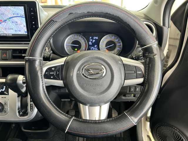 ダイハツ キャスト アクティバ G ターボ SAⅡ 道央・札幌 2016(平28)年 9.2万km パールホワイトⅢ ・4WD/・寒冷地仕様/・純正ナビ/フルセグTV/DVD/CD/SD/BT/・バックカメラ/・スマートアシスト2/・衝突被害軽減ブレーキ/・前後誤発進抑制機能/・車線逸脱警報/・ワイパーデアイサー/・横滑り防止/・アイドリングストップ/・運転席シートヒーター/・LEDヘッドライト/・LEDフォグ/・プッシュスタート/・スマートキー/・ドアバイザー/・電格ミラー