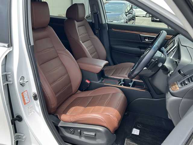 ホンダ ＣＲ－Ｖ EX・マスターピース 岐阜県 2020(令2)年 5.1万km プラチナホワイトパール /ワンオーナー//Gathers SDナビ(VRU-215CVi)/(CD/DVD/フルセグTV/SD/BT)/(AppleCarPlay/MusicRack/USB)//電動パノラミックサンルーフ//ブラウン本革シート/(前席パワーシート/シートヒーター)/(D席シートメモリー)//Honda SENSING/(衝突軽減ブレーキ/誤発進抑制機能)/(歩行者事故低減ステアリング)/(路外逸脱抑制機能/車線維持支援システム)/(渋滞追従機能付アダプティブクルーズコントロール)/(先行車発進お知らせ機能/標識認識機能)/(ブラインドスポットインフォメーション)/(オートハイビーム)//LEDヘッドライト/(シーケンシャルターンシグナルランプ)//ステアリングヒーター//ハンズフリーパワーテールゲート//ビルトインＥＴＣ２.０//パーキングソナー//サイドステップ//パドルシフト//スマートキー//スペアキーx1//純正18インチAW//純正フロアマット