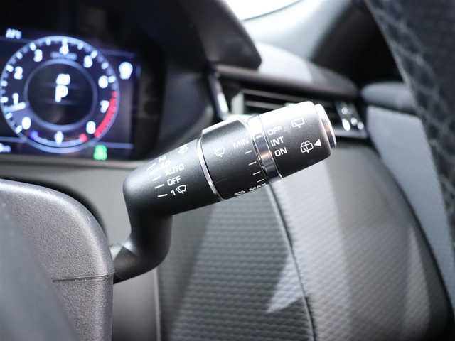 ランドローバー レンジローバーヴェラール Rダイナミック 250PS 静岡県 2019(令1)年 2.6万km 黒 １オナ　/３６０°カメラ　/半革　/ＣａｒＰｌａｙ　/ＥＴＣ　/ＬＥＤ　/純正ナビＴＶ　/パドルシフト　/ＭＥＲＩＤＩＡＮ　/パワーシート／ヒーター／メモリ　　　　/車線変更アシスタント　/オートハイビーム