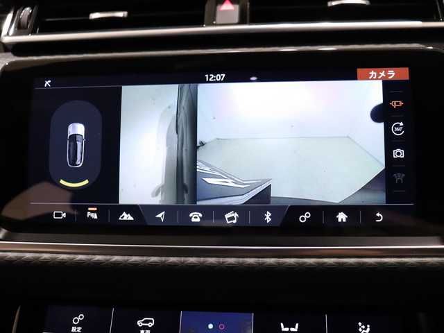 ランドローバー レンジローバーヴェラール Rダイナミック 250PS 静岡県 2019(令1)年 2.6万km 黒 １オナ　/３６０°カメラ　/半革　/ＣａｒＰｌａｙ　/ＥＴＣ　/ＬＥＤ　/純正ナビＴＶ　/パドルシフト　/ＭＥＲＩＤＩＡＮ　/パワーシート／ヒーター／メモリ　　　　/車線変更アシスタント　/オートハイビーム
