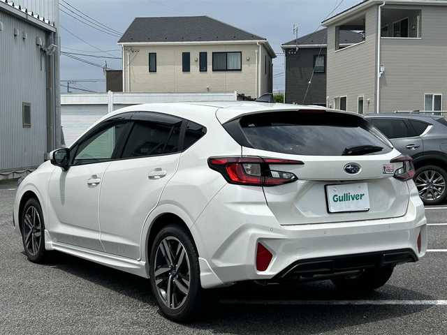 スバル インプレッサ ST－H 静岡県 2023(令5)年 0.2万km クリスタルホワイトP ユーザー買取車両/純正ディーラーナビ/【FM/AM/BT/地デジTV】/純正LEDヘッドライト/純正17インチAW/クルーズコントロール/エンジンスタートボタン/バックカメラ/ETC/USB入力端子/純正フロアマット/パワーシート/横滑り防止装置/コーナーセンサー/MTモード付AT/衝突被害軽減システム/AFS/4WD/ドライブレコーダー/スマートキー/スペアキー×1/アイドリングストップ/AVH（オートビークルホールド）/SRH（ステアリング連携ヘッドランプ）