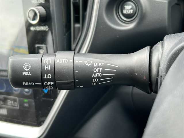 スバル インプレッサ ST－H 静岡県 2023(令5)年 0.2万km クリスタルホワイトP ユーザー買取車両/純正ディーラーナビ/【FM/AM/BT/地デジTV】/純正LEDヘッドライト/純正17インチAW/クルーズコントロール/エンジンスタートボタン/バックカメラ/ETC/USB入力端子/純正フロアマット/パワーシート/横滑り防止装置/コーナーセンサー/MTモード付AT/衝突被害軽減システム/AFS/4WD/ドライブレコーダー/スマートキー/スペアキー×1/アイドリングストップ/AVH（オートビークルホールド）/SRH（ステアリング連携ヘッドランプ）