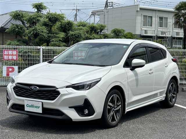 スバル インプレッサ ST－H 静岡県 2023(令5)年 0.2万km クリスタルホワイトP ユーザー買取車両/純正ディーラーナビ/【FM/AM/BT/地デジTV】/純正LEDヘッドライト/純正17インチAW/クルーズコントロール/エンジンスタートボタン/バックカメラ/ETC/USB入力端子/純正フロアマット/パワーシート/横滑り防止装置/コーナーセンサー/MTモード付AT/衝突被害軽減システム/AFS/4WD/ドライブレコーダー/スマートキー/スペアキー×1/アイドリングストップ/AVH（オートビークルホールド）/SRH（ステアリング連携ヘッドランプ）