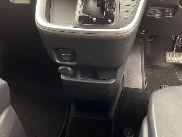 トヨタ ノア S－G 鹿児島県 2023(令5)年 2.5万km ホワイトパールクリスタルシャイン 純正ナビ/(Bluetooth/CD/DVD/USB/AM/FM/HDMI)/地デジフルセグ/純正フリップダウンモニター/バックカメラ/ETC2.0/アダプティブクルーズコントロール/車線逸脱警報/衝突軽減ブレーキ/クリアランスソナー/オートマチックハイビーム/電子パーキングシステム/ブレーキホールド/前席シートヒーター/ウィンカーミラー/電動格納ミラー/フロントフォグランプ/ロールサンシェード/プッシュスタート/純正フロアマット/純正ドアバイザー/純正16インチアルミホイール