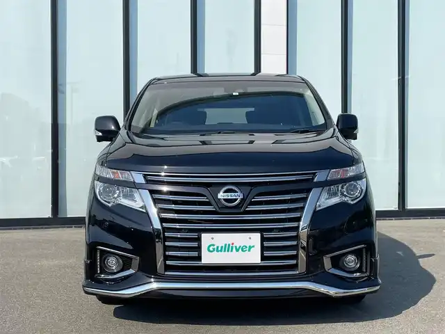 日産 エルグランド 250HWS S アーバンクロム 大阪府 2020(令2)年 3.6万km ファントムブラック 純正ナビ　/　フルセグTV/CD/DVD/Bluetooth/USB/全方位モニター　/後席モニター/社外エアロ　/衝突軽減ブレーキ　/クリアランスソナー　/サンルーフ　/両側パワースライドドア　/レーダークルーズコントロール/レーンキープアシスト/オートマチックハイビーム/オットマン/純正18インチアルミホイール　/純正フロアマット/プッシュスタート　/スマートキー　/ハーフレザー　/ＥＴＣ　/ＬＥＤ