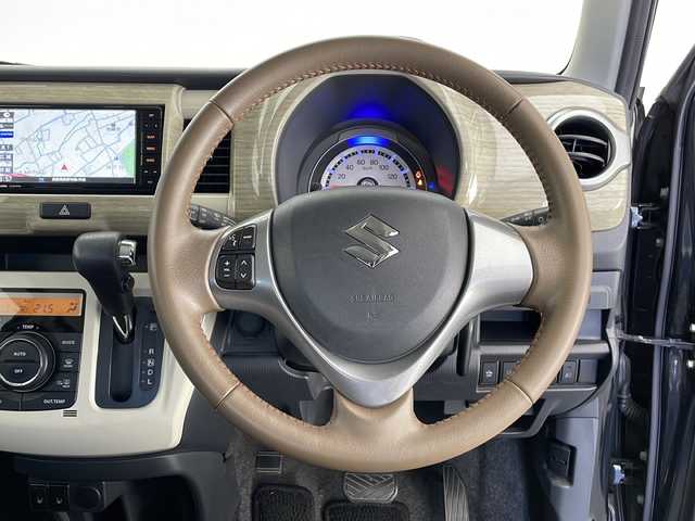 スズキ ハスラー ワンダラー 長野県 2019(令1)年 5.2万km ブルーイッシュブラックパール3/ウッディブラウン2トーンルーフ 純正SDナビ&フルセグTV&CD&DVD&USB&BT/衝突軽減ブレーキ/アイドリングストップ/社外前方ドライブレコーダー/ハーフレザーシート/前席シートヒーター/ステアリングスイッチ/ビルトインETC/HIDヘッドライト/オートライト/電動格納ミラー/ウィンカーミラー/ドアミラーヒーター/純正鉄チンホイール/純正フロアマット/純正ドアバイザー/プッシュスタート/スマートキー