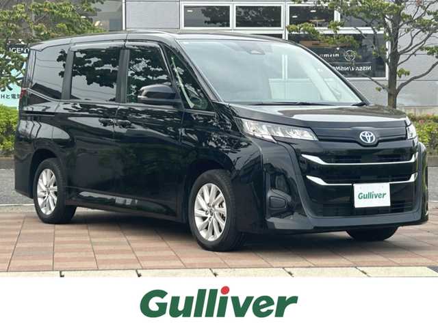 トヨタ ノア ハイブリッド G 福島県 2023(令5)年 2.1万km アティチュードブラックマイカ 純正ナビゲーション/【BT/TV/applecarplay】/バックカメラ/ビルトインETC2.0/片側パワースライドドア/LEDヘッドライト/衝突被害軽減ブレーキ/アダプティブクルーズコントロール/レーンキープアシスト/プッシュスタート/コーナーセンサー/ステアリングリモコン/純正フロアマット/純正ドアバイザー