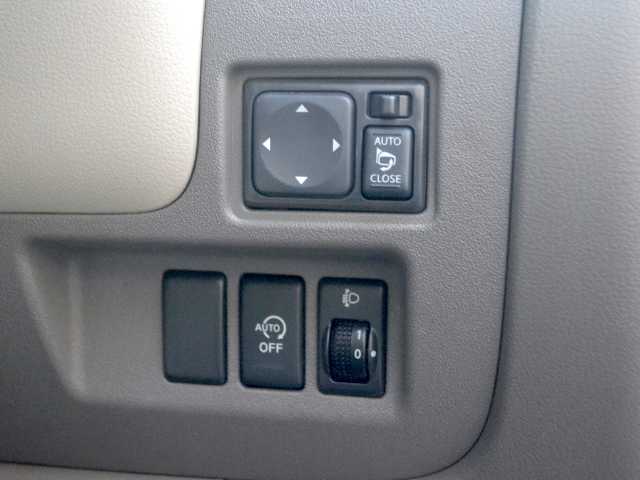 日産 マーチ 12X 宮城県 2011(平23)年 6.6万km クリスタルライラック /　1オーナー/　純正オーディオ/　スマートキー/　電格ミラー/　エコアイドル/　フロアマット/　ドアバイザー/　デュアルエアバック/　ABS/