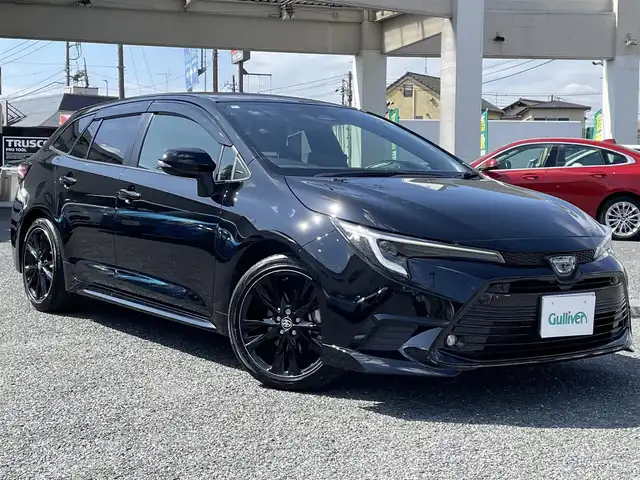 トヨタ カローラツーリング ハイブリッド アクティブスポーツ 埼玉県 2024(令6)年 0.7万km アティチュードブラックマイカ ・特別仕様車/・ディーラー点検記録R7年　/・ワンオーナー　/・ハーフレザーシート　（スエード＆合皮）/・シートヒーター　/・純正ナビフルセグTV　/・キャンセラー　/・バックカメラ　/・ラゲッジルームアクセサリーコンセント　/・オートホールド　/・BSM　/・安心降車アシスト/・レーダークルーズコントロール/・純正17インチアルミ/（ヨコハマタイヤ付き）/・スマートキー×２/・プッシュスタート/・オートライト/・LEDヘットライト/・LEDフォグライト/・保証書/・取説
