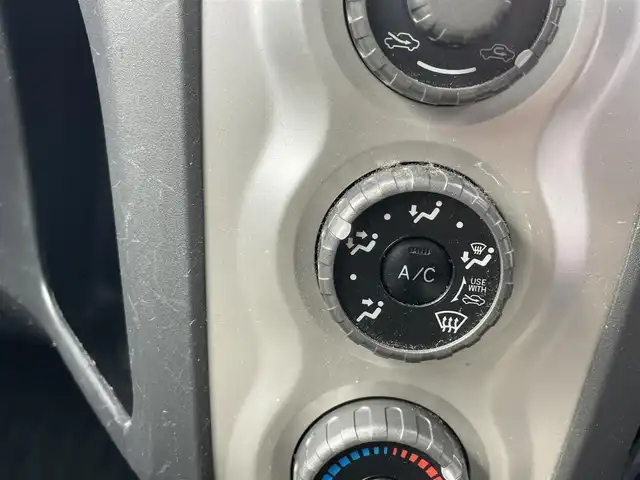 トヨタ ヴィッツ F 千葉県 2006(平18)年 7.9万km ライトブルーマイカメタリック 純正オーディオ/ドアバイザー/フロアマット/ポータブルナビ/電動格納ミラー/リモコンキー