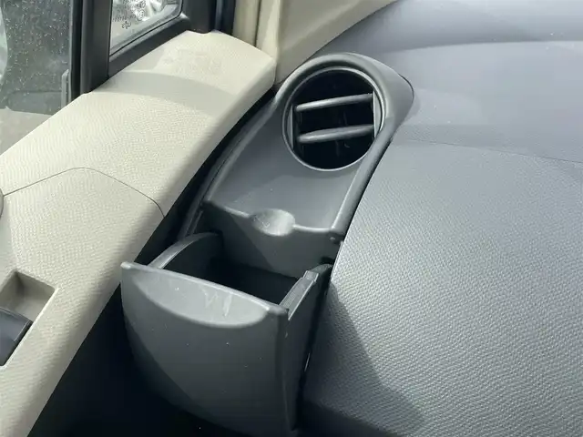 トヨタ ヴィッツ F 千葉県 2006(平18)年 7.9万km ライトブルーマイカメタリック 純正オーディオ/ドアバイザー/フロアマット/ポータブルナビ/電動格納ミラー/リモコンキー