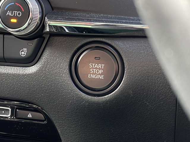 マツダ ＣＸ－３０ 20S プロアクティブツーリングセレ 新潟県 2022(令4)年 4.2万km プラチナクォーツメタリック 4WD/純正SDナビ/CD/DVD/BT/フルセグテレビ/ミュージックサーバー/全方位カメラ/ETC/ドライブレコーダー/衝突被害軽減ブレーキ/レーンキープアシスト/レーダークルーズコントロール/運転席パワーシート/シートヒーター /ステアリングヒーター/ステアリングスイッチ/コーナーセンサー/パワーバックドア/スマートキー/プッシュスタート/LEDヘッドライト/オートライト/オートハイビーム/フォグランプ/純正18インチアルミホイール