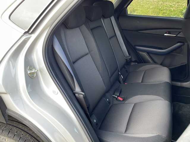 マツダ ＣＸ－３０ 20S プロアクティブツーリングセレ 新潟県 2022(令4)年 4.2万km プラチナクォーツメタリック 4WD/純正SDナビ/CD/DVD/BT/フルセグテレビ/ミュージックサーバー/全方位カメラ/ETC/ドライブレコーダー/衝突被害軽減ブレーキ/レーンキープアシスト/レーダークルーズコントロール/運転席パワーシート/シートヒーター /ステアリングヒーター/ステアリングスイッチ/コーナーセンサー/パワーバックドア/スマートキー/プッシュスタート/LEDヘッドライト/オートライト/オートハイビーム/フォグランプ/純正18インチアルミホイール