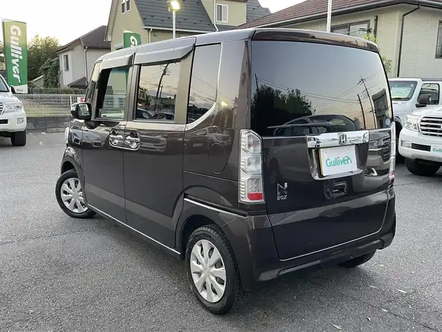 ホンダ Ｎ ＢＯＸ G Lパッケージ 埼玉県 2016(平28)年 7.6万km プレミアムディープモカパール ・OP電動スライドドア/・KENNWOODナビゲーション/・CD/DVD/BT/ワンセグTV/・バックカメラ/・スマートキー/・クラッツィオシートカバー/・ドライブレコーダー/・ビルトインETC/・ウインカードアミラー/・スリップコントロール/・フロアマット/・ドアバイザー/・社外アルミ（サマータイヤ付き）車載あり