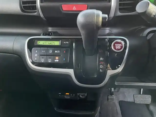 ホンダ Ｎ ＢＯＸ G Lパッケージ 埼玉県 2016(平28)年 7.6万km プレミアムディープモカパール ・OP電動スライドドア/・KENNWOODナビゲーション/・CD/DVD/BT/ワンセグTV/・バックカメラ/・スマートキー/・クラッツィオシートカバー/・ドライブレコーダー/・ビルトインETC/・ウインカードアミラー/・スリップコントロール/・フロアマット/・ドアバイザー/・社外アルミ（サマータイヤ付き）車載あり