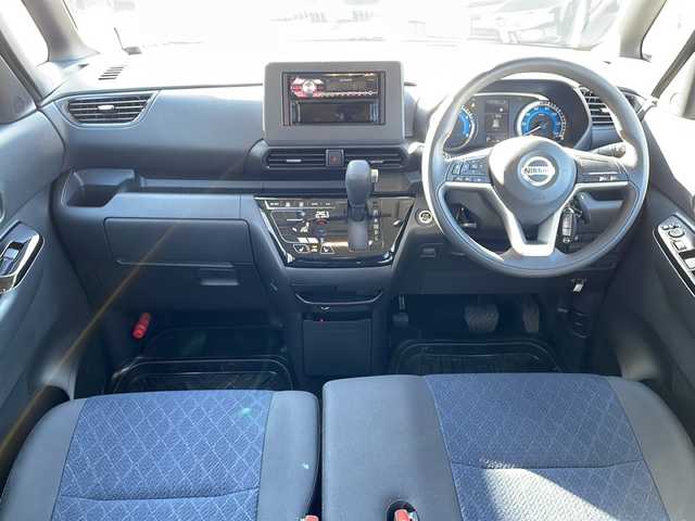 日産 ルークス ハイウェイスター X 長野県 2023(令5)年 1万km ホワイトパール 禁煙車/社外オーディオ（CD/AUX/FM/AM）/・インテリジェントエマージェンシーブレーキ/・踏み間違い衝突防止アシスト/・車線逸脱警報機能/・車線逸脱防止支援システム/・ふらつき警報機能/・標識認識機能/・コーナーセンサー/ETC/ハンズフリー片側電動スライドドア/ドライブレコーダー/シートヒーター/ベンチシート/LEDヘッドライト/フォグランプ/オートライト/スマートキー/Pスタート/電動格納ミラー/純正AWスタッドレス積み込み