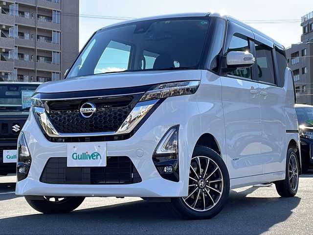 日産 ルークス ハイウェイスター X 長野県 2023(令5)年 1万km ホワイトパール 禁煙車/社外オーディオ（CD/AUX/FM/AM）/・インテリジェントエマージェンシーブレーキ/・踏み間違い衝突防止アシスト/・車線逸脱警報機能/・車線逸脱防止支援システム/・ふらつき警報機能/・標識認識機能/・コーナーセンサー/ETC/ハンズフリー片側電動スライドドア/ドライブレコーダー/シートヒーター/ベンチシート/LEDヘッドライト/フォグランプ/オートライト/スマートキー/Pスタート/電動格納ミラー/純正AWスタッドレス積み込み