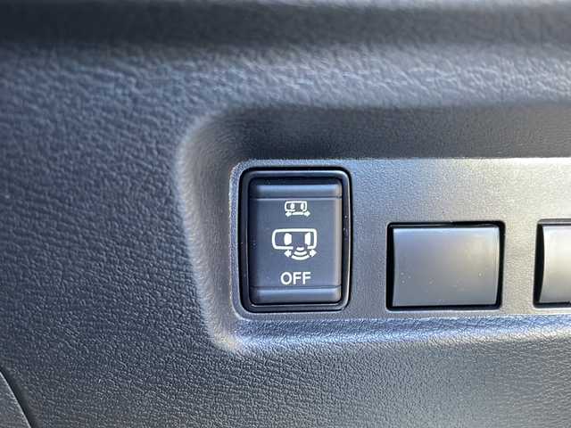 日産 ルークス ハイウェイスター X 長野県 2023(令5)年 1万km ホワイトパール 禁煙車/社外オーディオ（CD/AUX/FM/AM）/・インテリジェントエマージェンシーブレーキ/・踏み間違い衝突防止アシスト/・車線逸脱警報機能/・車線逸脱防止支援システム/・ふらつき警報機能/・標識認識機能/・コーナーセンサー/ETC/ハンズフリー片側電動スライドドア/ドライブレコーダー/シートヒーター/ベンチシート/LEDヘッドライト/フォグランプ/オートライト/スマートキー/Pスタート/電動格納ミラー/純正AWスタッドレス積み込み