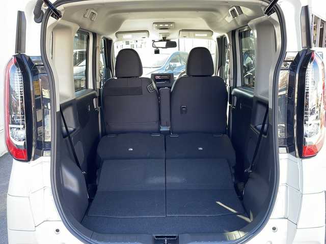 日産 ルークス ハイウェイスター X 長野県 2023(令5)年 1万km ホワイトパール 禁煙車/社外オーディオ（CD/AUX/FM/AM）/・インテリジェントエマージェンシーブレーキ/・踏み間違い衝突防止アシスト/・車線逸脱警報機能/・車線逸脱防止支援システム/・ふらつき警報機能/・標識認識機能/・コーナーセンサー/ETC/ハンズフリー片側電動スライドドア/ドライブレコーダー/シートヒーター/ベンチシート/LEDヘッドライト/フォグランプ/オートライト/スマートキー/Pスタート/電動格納ミラー/純正AWスタッドレス積み込み