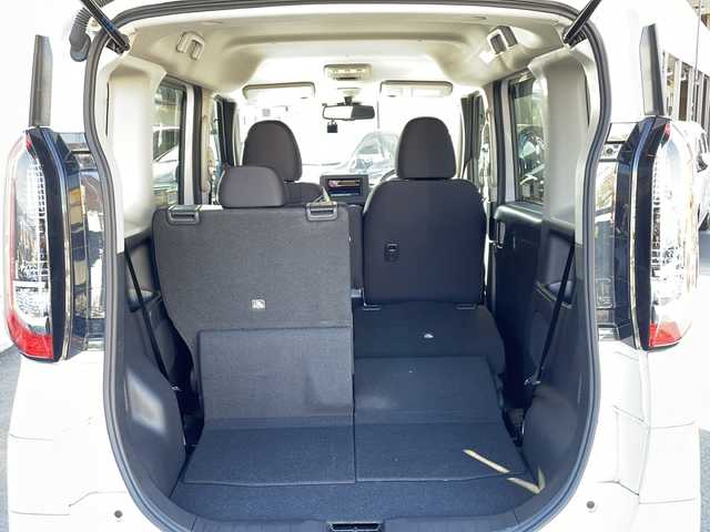 日産 ルークス ハイウェイスター X 長野県 2023(令5)年 1万km ホワイトパール 禁煙車/社外オーディオ（CD/AUX/FM/AM）/・インテリジェントエマージェンシーブレーキ/・踏み間違い衝突防止アシスト/・車線逸脱警報機能/・車線逸脱防止支援システム/・ふらつき警報機能/・標識認識機能/・コーナーセンサー/ETC/ハンズフリー片側電動スライドドア/ドライブレコーダー/シートヒーター/ベンチシート/LEDヘッドライト/フォグランプ/オートライト/スマートキー/Pスタート/電動格納ミラー/純正AWスタッドレス積み込み