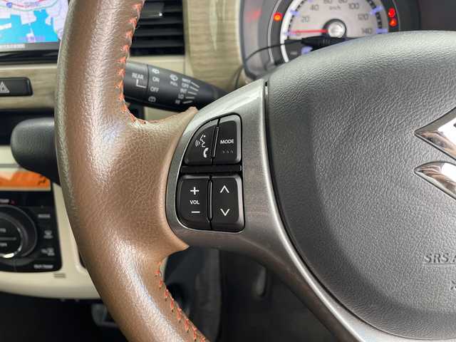 スズキ ハスラー 鹿児島県 2019(令1)年 3.3万km シフォンアイボリーメタリック/ウッディブラウン2トーンルーフ 純正SDナビ【CN-RZ743W】/全方位カメラ/オートライト/フォグライト/デュアルカメラサポートブレーキ/前席シートヒーター/ドライブレコーダー/ETC/フルセグテレビ/スペアキー/ルーフレール/LEDヘッドライト/純正ホイール