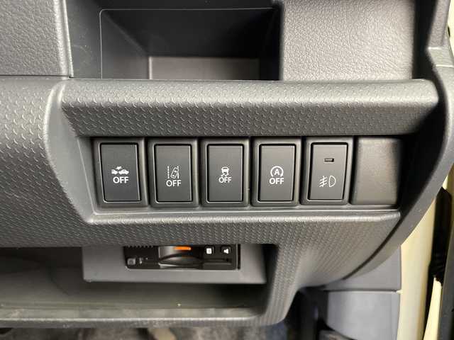 スズキ ハスラー 鹿児島県 2019(令1)年 3.3万km シフォンアイボリーメタリック/ウッディブラウン2トーンルーフ 純正SDナビ【CN-RZ743W】/全方位カメラ/オートライト/フォグライト/デュアルカメラサポートブレーキ/前席シートヒーター/ドライブレコーダー/ETC/フルセグテレビ/スペアキー/ルーフレール/LEDヘッドライト/純正ホイール