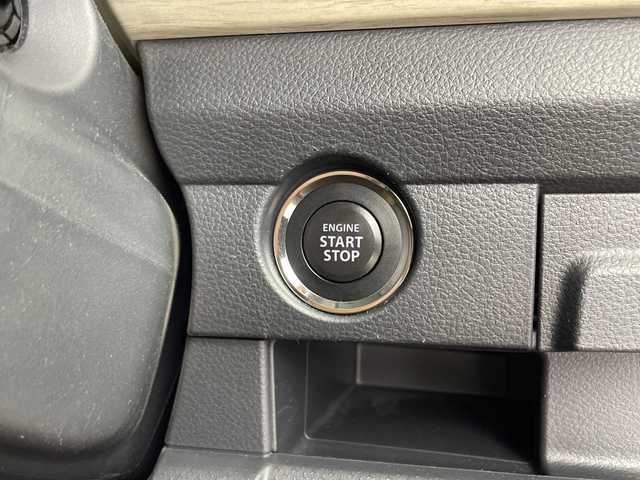 スズキ ハスラー 鹿児島県 2019(令1)年 3.3万km シフォンアイボリーメタリック/ウッディブラウン2トーンルーフ 純正SDナビ【CN-RZ743W】/全方位カメラ/オートライト/フォグライト/デュアルカメラサポートブレーキ/前席シートヒーター/ドライブレコーダー/ETC/フルセグテレビ/スペアキー/ルーフレール/LEDヘッドライト/純正ホイール