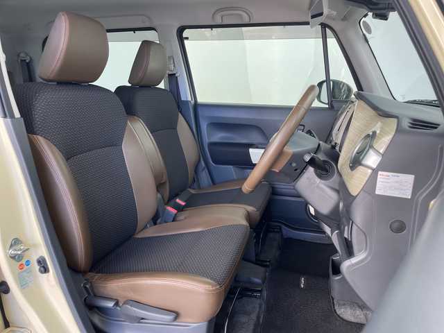 スズキ ハスラー 鹿児島県 2019(令1)年 3.3万km シフォンアイボリーメタリック/ウッディブラウン2トーンルーフ 純正SDナビ【CN-RZ743W】/全方位カメラ/オートライト/フォグライト/デュアルカメラサポートブレーキ/前席シートヒーター/ドライブレコーダー/ETC/フルセグテレビ/スペアキー/ルーフレール/LEDヘッドライト/純正ホイール