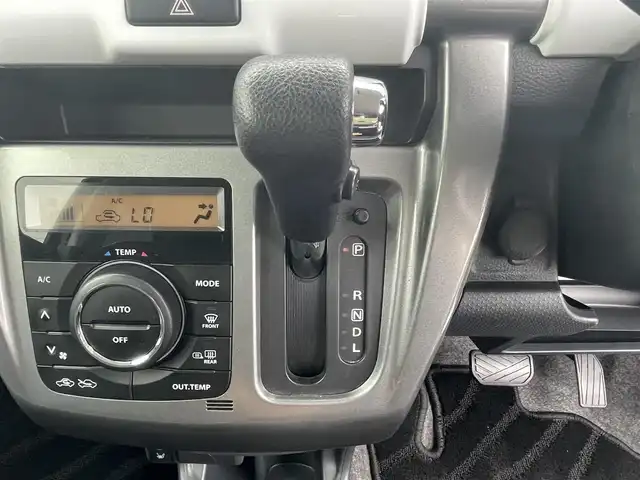 スズキ ハスラー Jスタイル 熊本県 2015(平27)年 8.1万km 黒 (株)IDOMが運営する【じしゃロン熊本店】の自社ローン専用車両になりますこちらは現金またはオートローンご利用時の価格です。自社ローンご希望の方は別途その旨お申付け下さい/社外ナビ（ワンセグ　ＢＴ）　/バックカメラ　/ドライブレコーダー　/フロント左右シートヒーター　/アイドリングストップ　/衝突被害軽減システム　/Ｗエアバッグ　/ツートンルーフ　/プッシュスタート　/スマートキー