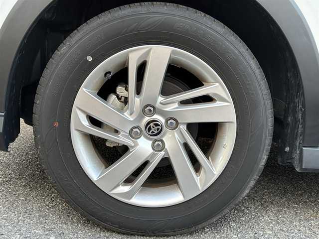 トヨタ ライズ G 大阪府 2023(令5)年 0.7万km シャイニングホワイトパール ワンオーナー/ナビレディパッケージ/パノラミックビュー対応ナビレディパッケージ/・パノラミックビューモニター/・ステアリングスイッチ/（オーディオ/ハンズフリー/パノラミックビュー操作）/BSM（ブラインドスポットモニター）/RCTA（リヤトラフィックアラート）/純正7インチナビ（NSZT-W68T）/・AM/FM/CD/DVD/BTフルセグ/スマートアシスト/・衝突回避支援ブレーキ/・衝突警報機能/・標識認識機能/・先行車発進お知らせ機能/・ブレーキ制御付誤発進抑制機能（前後）/・車線逸脱警報機能/車線逸脱抑制機能/・コーナーセンサー/純正LEDヘッドライト/純正16インチアルミホイール/前後ドライブレコーダー/ETC/保証書/取扱説明書/記録簿R5/R6