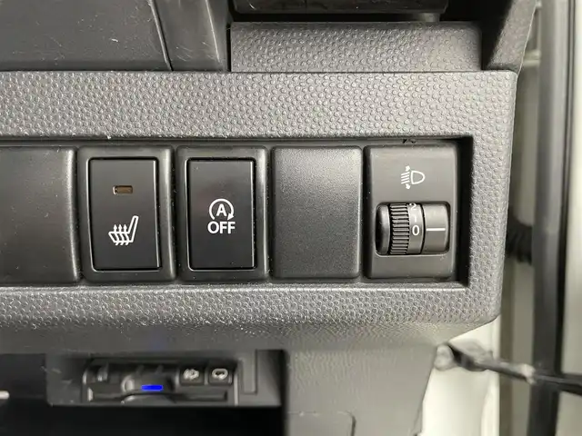 スズキ ラパン X セレクション 滋賀県 2013(平25)年 8.8万km パールホワイト 禁煙車/社外メモリーナビ/・フルセグTV/DVD/SD/Bluetooth/・AVIC-MRZ99/LEDヘッドライト/シートヒーター/ビルトインETC/電動格納ミラー/スマートキー/プッシュスタート/盗難防止装置